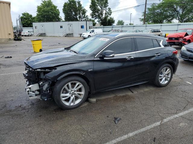 Infiniti Qx30 base (2019)