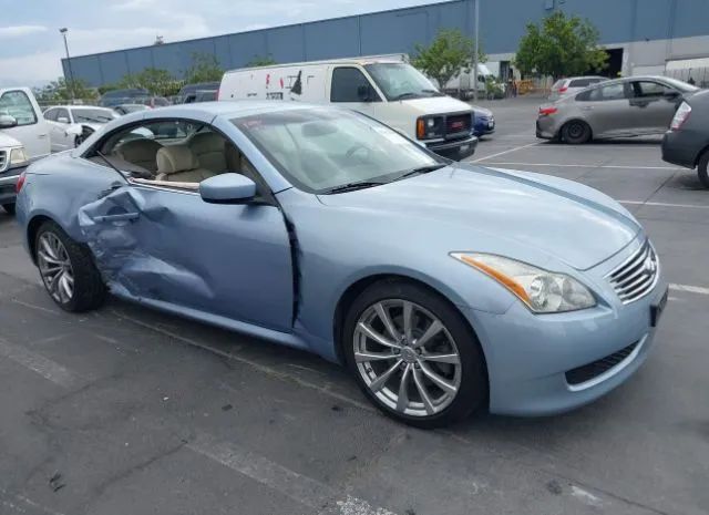 Infiniti G37 convertible (2010)