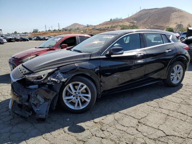 Infiniti Qx30 base (2018)