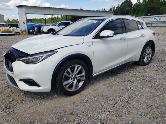 Infiniti Qx30 base (2018)