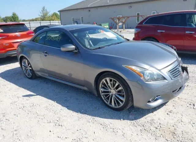 Infiniti G37 convertible (2013)