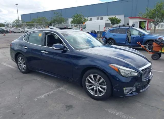 Infiniti Q70 (2015)