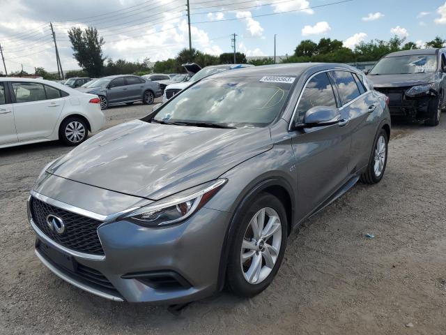 Infiniti Qx30 base (2018)