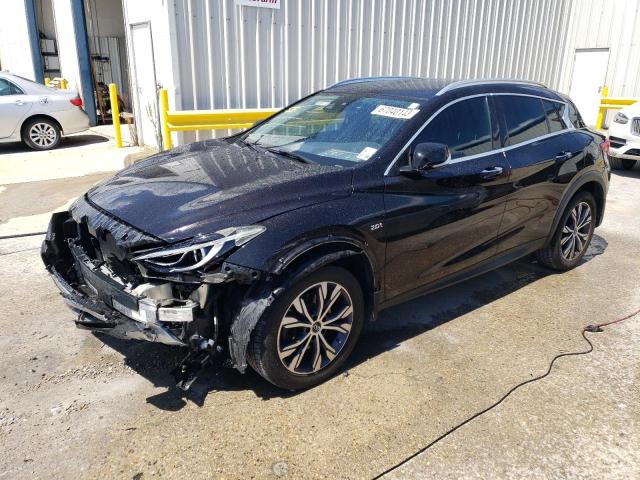 Infiniti Qx30 base (2017)
