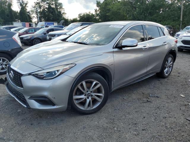 Infiniti Qx30 base (2017)