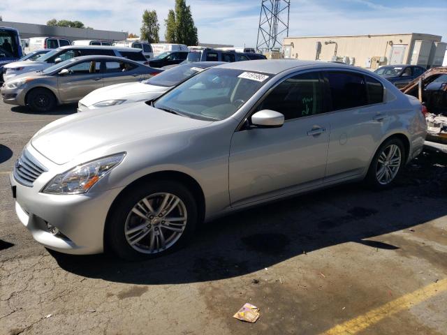 Infiniti G25 base (2011)