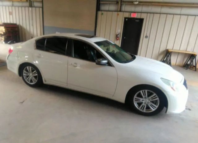 Infiniti G37 sedan (2013)