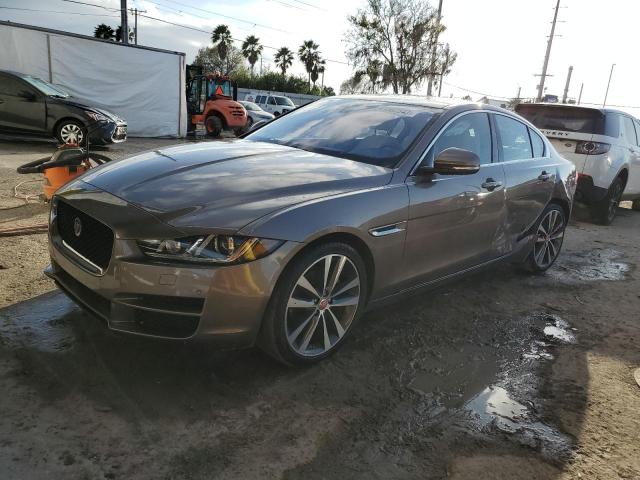 Jaguar Xe (2016)