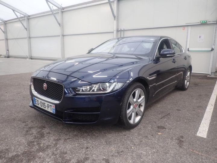 Jaguar Xe (2017)