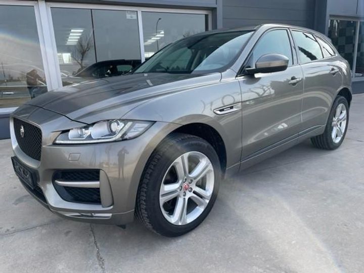Jaguar F-pace suv (2018)