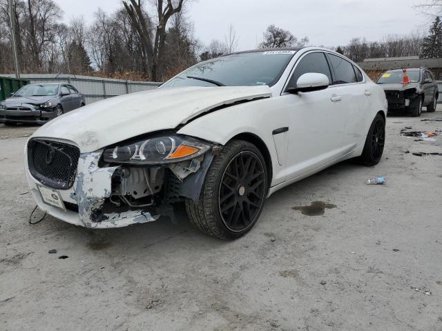 Jaguar Xf (2013)