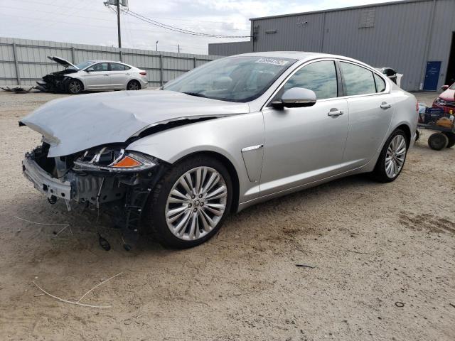 Jaguar Xf portfol (2012)