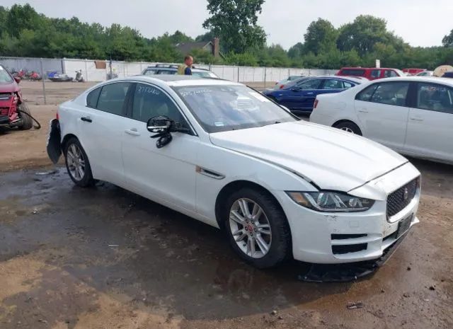 Jaguar Xe (2017)