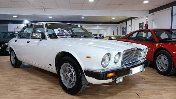 Jaguar Xj (1982)