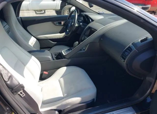Jaguar F-type 2014