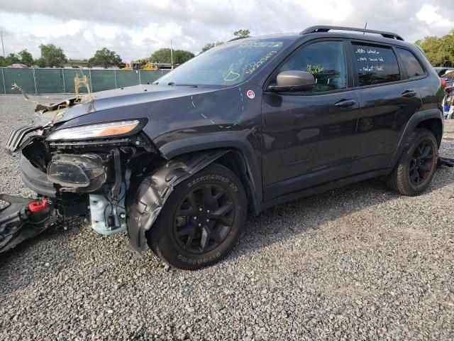 Jeep Cherokee t (2016)