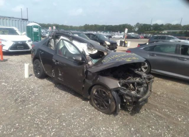 Kia Forte (2010)