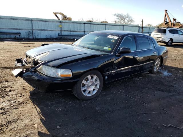 Lincoln Town car e (2011)