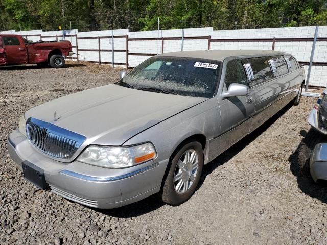 Lincoln Town car e (2011)
