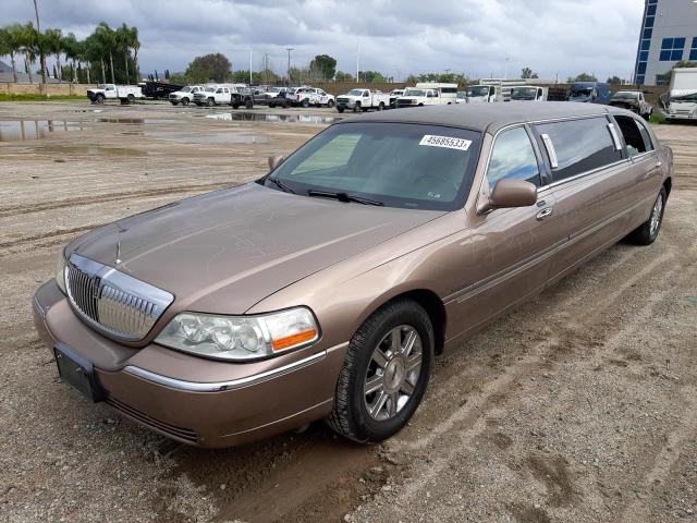 Lincoln Town car e (2011)