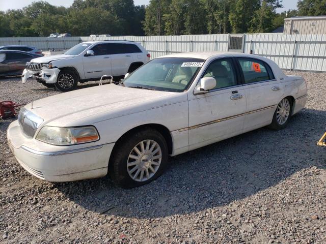 Lincoln Towncar (2004)