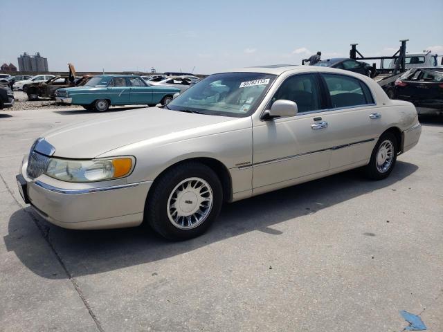 Lincoln Town car c (2002)