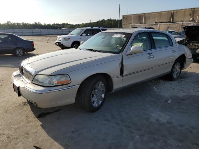Lincoln Town car c (2003)