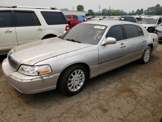 Lincoln Town car c (2003)