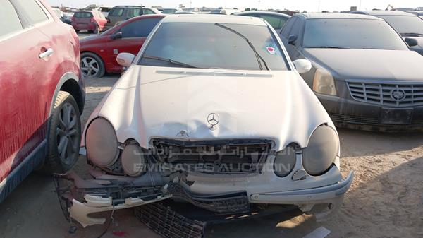 Mercedes-benz E 240 (2005)