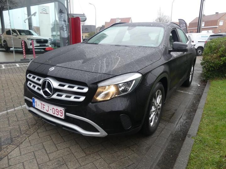 Mercedes-benz Gla (2017)