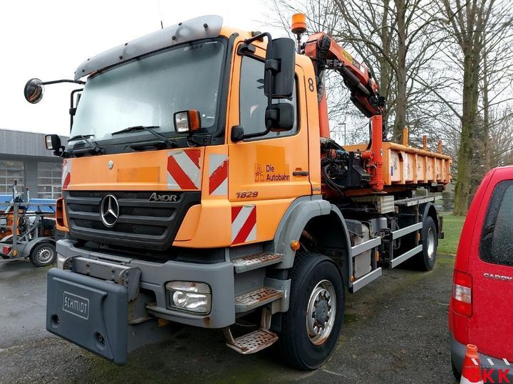 Mercedes-benz Axor (2007)