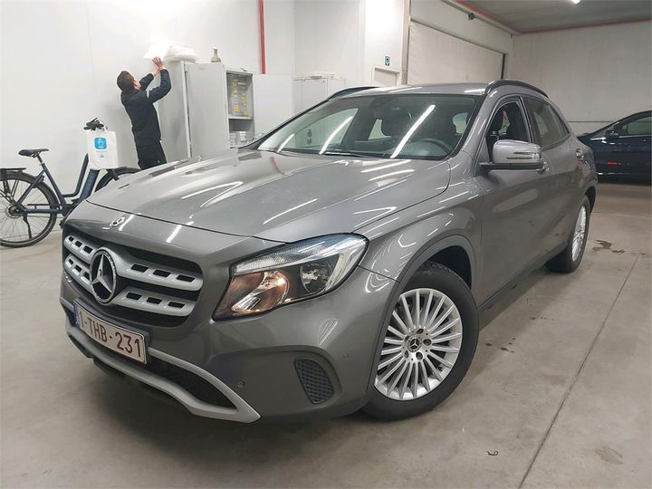 Mercedes-benz Gla (2017)