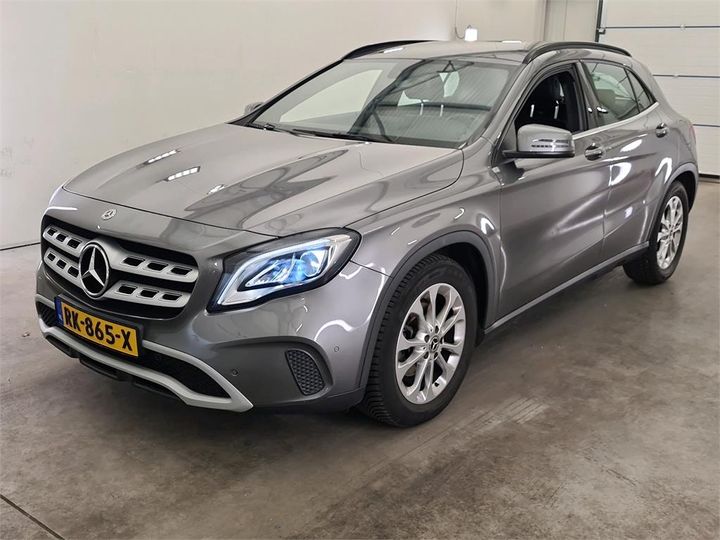 Mercedes-benz Gla (2017)