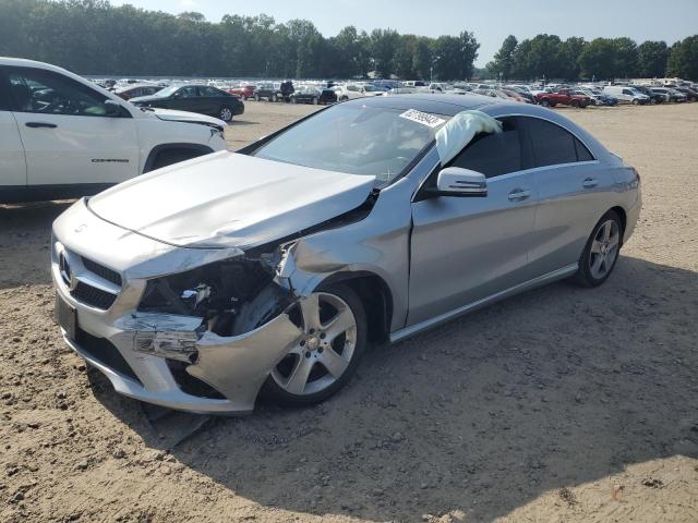 Mercedes-benz Cla 250 (2015)