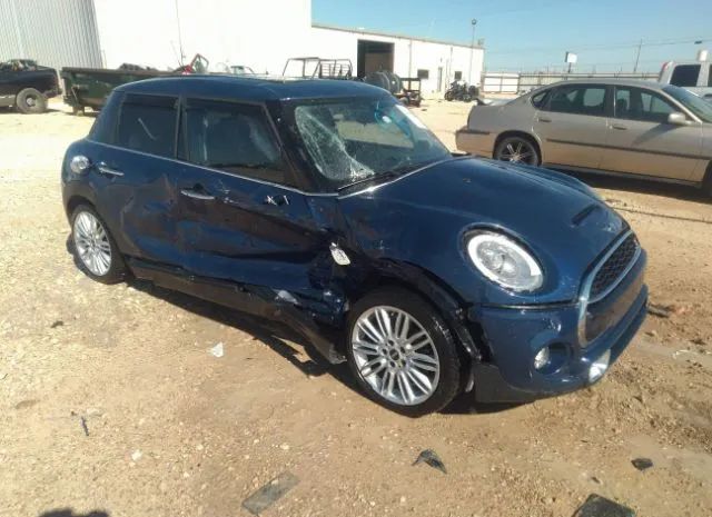 Mini Cooper hardtop 4 door (2016)