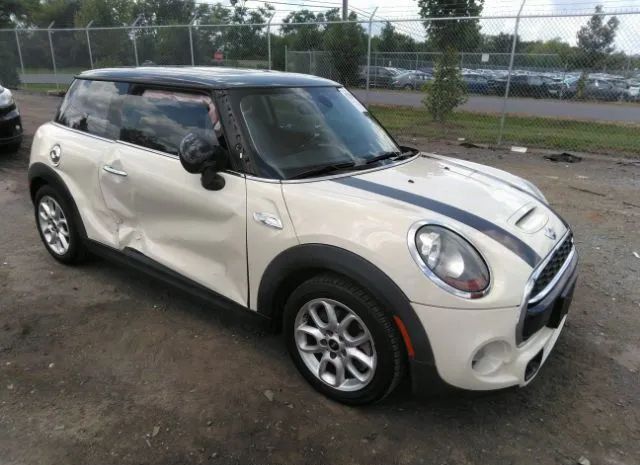 Mini Cooper hardtop (2015)