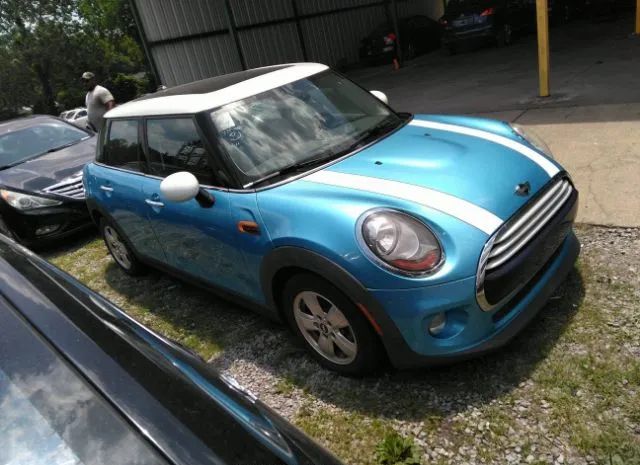 Mini Cooper hardtop 4 door (2015)