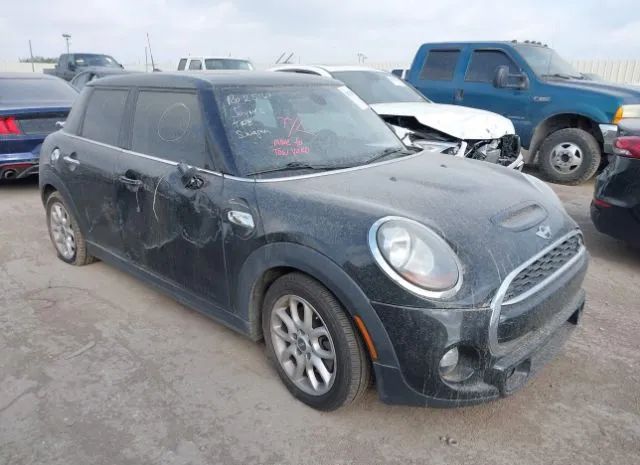 Mini Cooper hardtop 4 door (2016)