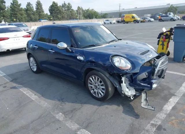 Mini Cooper hardtop 4 door (2015)