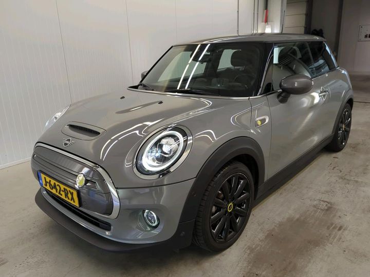Mini Mini (2020)