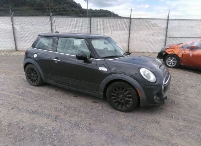 Mini Cooper hardtop (2015)