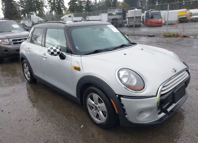 Mini Cooper hardtop 4 door (2015)