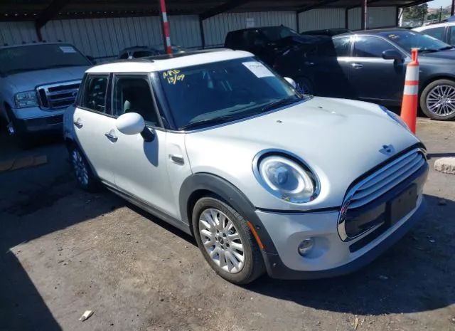 Mini Cooper hardtop 4 door (2015)