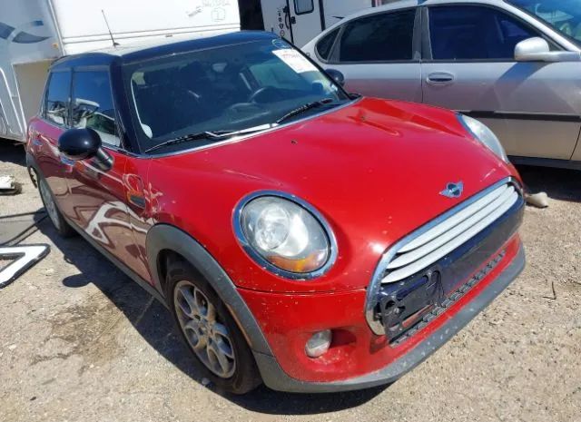 Mini Cooper hardtop 4 door (2015)
