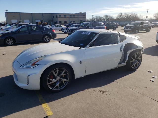 Nissan 370z base (2014)