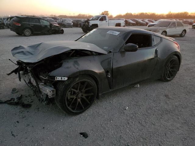 Nissan 370z base (2016)