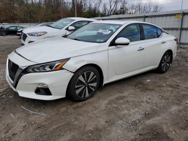 Nissan Altima sv (2020)
