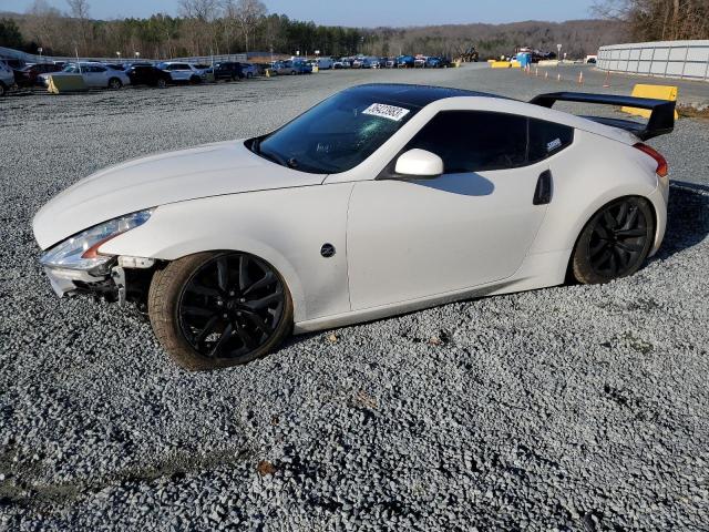 Nissan 370z base (2015)