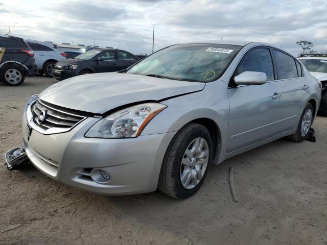 Nissan Altima bas (2010)
