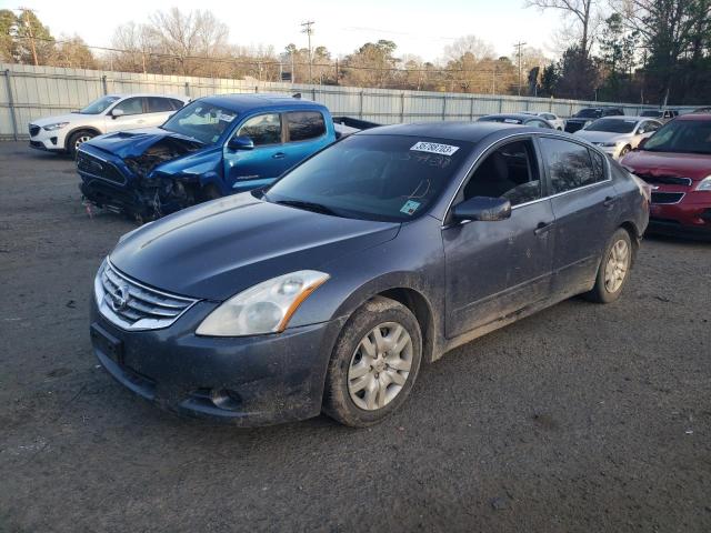 Nissan Altima bas (2012)
